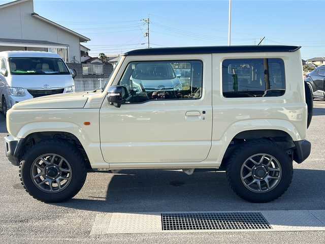 スズキ ジムニー XC 香川県 2020(令2)年 3.4万km シフォンアイボリーメタリックブラック2トーンルーフ 社外ナビ（フルセグTV/CD/DVD/BT)/バックカメラ/前方ドライブレコーダー/シートヒーター/ミラーヒーター/オートライト/ETC/4WD/スマートキー