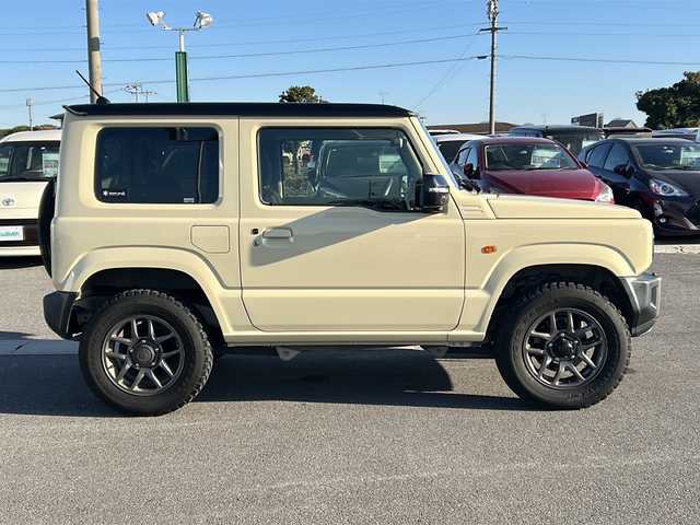 スズキ ジムニー XC 香川県 2020(令2)年 3.4万km シフォンアイボリーメタリックブラック2トーンルーフ 社外ナビ（フルセグTV/CD/DVD/BT)/バックカメラ/前方ドライブレコーダー/シートヒーター/ミラーヒーター/オートライト/ETC/4WD/スマートキー