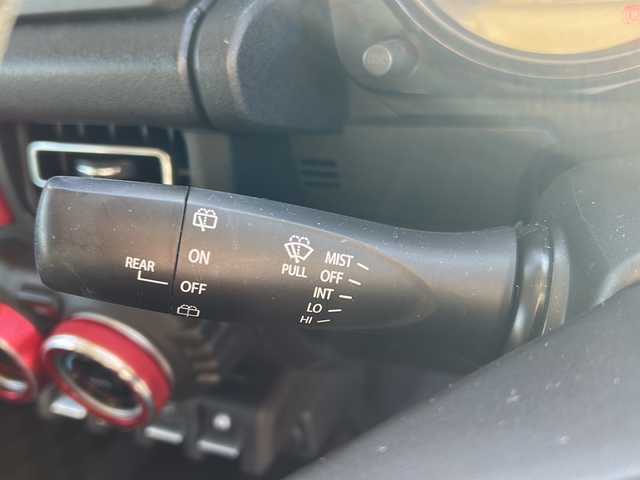 スズキ ジムニー XC 香川県 2020(令2)年 3.4万km シフォンアイボリーメタリックブラック2トーンルーフ 社外ナビ（フルセグTV/CD/DVD/BT)/バックカメラ/前方ドライブレコーダー/シートヒーター/ミラーヒーター/オートライト/ETC/4WD/スマートキー