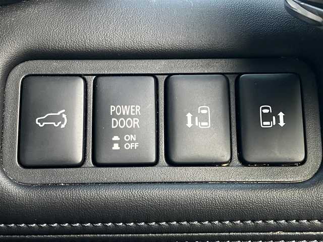 三菱 デリカＤ：５ アーバンギア G パワーパッケージ 道南・函館 2020(令2)年 6.2万km ダイヤモンドブラックマイカ /純正ナビ//フルセグTV//全方位カメラ//ドライブレコーダー//ETC//両側パワースライドドア//オートステップ//衝突被害軽減ブレーキ//レーダークルーズコントロール//車線逸脱警報システム//オートマチックハイビーム//誤発進抑制機能//前席シートヒーター//運転席パワーシート//LEDヘッドライト//オートライト//スマートキー//エンジンプッシュスタート