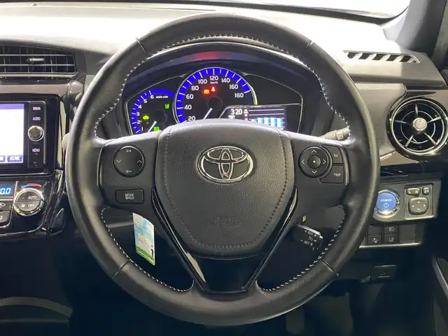 トヨタ カローラ フィールダー ハイブリッドG ダブルバイビー 岐阜県 2018(平30)年 5.1万km センシュアルレッドマイカ ワンオーナー/純正SDナビ(NSZT-W66T)/フルセグTV/Bluetooth/CD/DVD/トヨタセーフティセンス/・プリクラッシュセーフティシステム/・レーンディパーチャーアラート/・オートマチックハイビーム/・先行車発進告知機能/クルーズコントロール/クリアランスソナー/純正ドライブレコーダー(DRT-H66A)/バックカメラ/ハーフレザーシート/オートライト/LEDヘッドライト/純正１６インチＡＷ/純正フロアマット/スペアキー/スマートキー