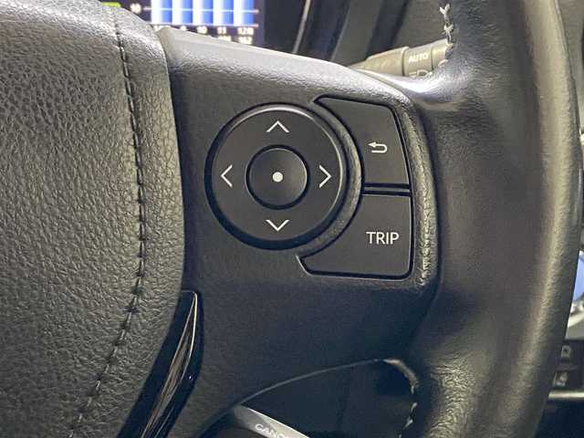 トヨタ カローラ フィールダー ハイブリッドG ダブルバイビー 岐阜県 2018(平30)年 5.1万km センシュアルレッドマイカ ワンオーナー/純正SDナビ(NSZT-W66T)/フルセグTV/Bluetooth/CD/DVD/トヨタセーフティセンス/・プリクラッシュセーフティシステム/・レーンディパーチャーアラート/・オートマチックハイビーム/・先行車発進告知機能/クルーズコントロール/クリアランスソナー/純正ドライブレコーダー(DRT-H66A)/バックカメラ/ハーフレザーシート/オートライト/LEDヘッドライト/純正１６インチＡＷ/純正フロアマット/スペアキー/スマートキー