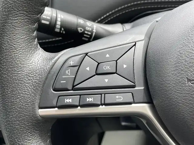 日産 セレナ ハイウェイスター 群馬県 2017(平29)年 5.1万km マルーンレッド 2トーン 〇純正9インチナビ/〇フルセグTV/〇バックカメラ/○フリップダウンモニター/〇アラウンドビューモニター/〇ビルトインETC/〇ドライブレコーダー/〇パワースライドドア（両側）/○セーフティパックB/○プロパイロット/〇インテリジェントエマージェンシーブレーキ/〇クルーズコントロール/〇LEDヘッドランプ/〇オートライト/〇純正16インチアルミ/〇革巻きステアリング/〇オートエアコン/〇インテリジェントキー/〇禁煙車