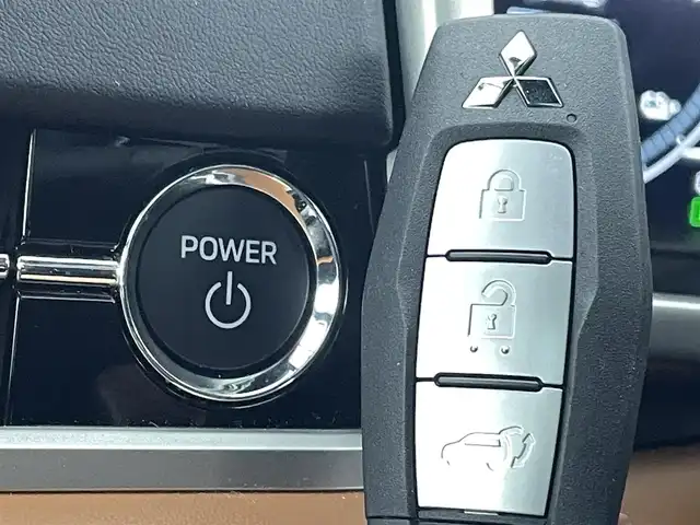 三菱 アウトランダー ＰＨＥＶ