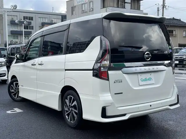 日産 セレナ