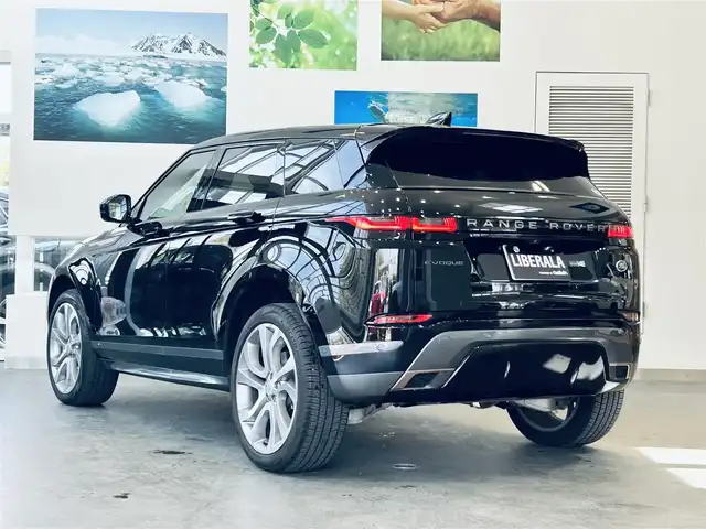 ランドローバー レンジローバーイヴォーク Rダイナミック SE 大阪府 2021(令3)年 1.9万km サントリーニブラック ワンオーナー/HUD/黒革/パワーシート/シートヒーター/Dシートメモリ/ステアリングヒーター/ACC/純正ナビ/360度カメラ/applecarplay/ブラインドスポット/純正21インチAW/LEDヘッドライト/電動リアゲート/ETC/ドラレコ/デジタルインナーミラー