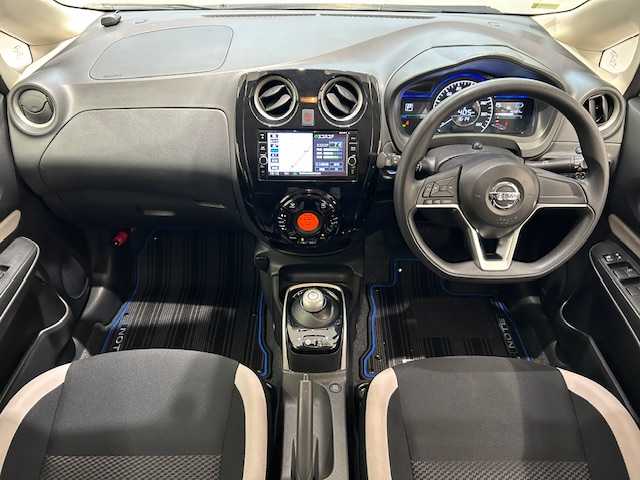 日産 ノート e－パワー X 宮城県 2018(平30)年 3.1万km ブリリアントホワイトパール ワンオーナー/衝突被害軽減システム/前後コーナーセンサー/レーンキープアシスト純正ナビ/アラウンドビューカメラ/純正ナビ/フルセグTV/DVD、Bluetooth、AUX/ドライブレコーダー/LEDヘッドライト/オートライト/純正アルミホイール/純正フロアマット/アンチロックブレーキシステム/横滑り防止装置