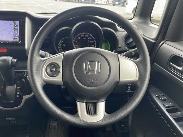 ホンダ Ｎ ＢＯＸ G Lパッケージ 青森県 2014(平26)年 5.6万km プレミアムホワイトパール ・4WD/・社外ナビ（MV-X701）/・フルセグ/・バックカメラ/・CD/DVD/SD/AV-IN/Bluetooth/・プッシュスタート/・スマートキー/・横滑り防止/・アイドリングストップ/・片側パワースライドドア/・ETC/・電動ミラー/・純正フロアマット/・ドアバイザー/・取扱説明書