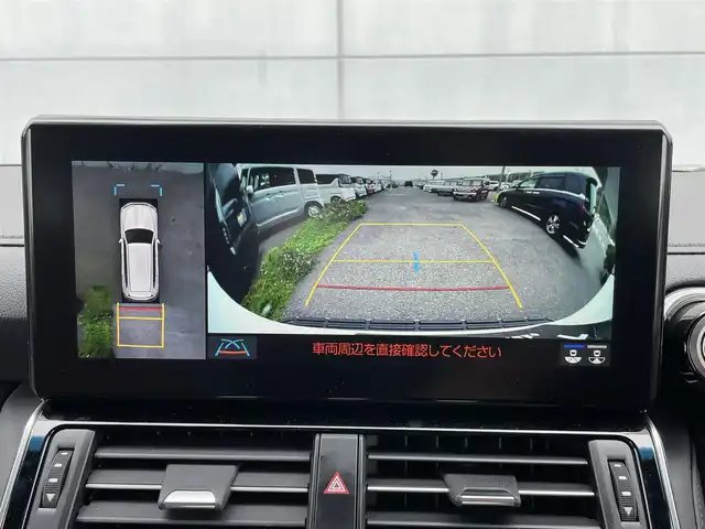 トヨタ ランドクルーザー GRスポーツ 千葉県 2023(令5)年 0.5万km プレシャスホワイトパール サンルーフ/JBLサウンド/トヨタセーフティセンス/　衝突軽減ブレーキ/レーンキープアシスト/　レーダークルーズコントロール/オートハイビーム/　クリアランスソナー/ブラインドスポットモニター/純正12.3インチメーカーディスプレイナビ/　フルセグ/DVD/CD/BT/USB/カープレイ/全方位カメラ/ステアリングスイッチ/MTモード/ETC2.0/クールボックス/パワーバックドア/レザーシート(赤×黒)/パワーシート(D/N席)/D席３メモリシート/シートヒーター(D/N/2列席)/エアシート(D/N/2列席)/スマートキー/プッシュスタート/LEDヘッドライト/オートライト/フォグライト