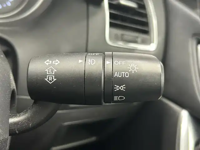 マツダ ＣＸ－５ XD プロアクティブ 鹿児島県 2016(平28)年 6.8万km クリスタルホワイトパールマイカ 純正コネクトナビ　/バックカメラ　/プッシュスタート　/純正ＬＥＤヘッドライト　/オートライト　/リアコーナーセンサー　/レーンキープアシスト　/オートクルーズコントロール　/衝突軽減ブレーキ