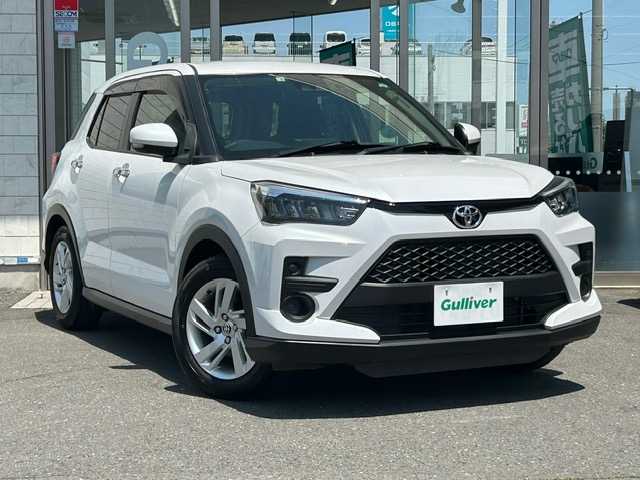 トヨタ ライズ G 青森県 2022(令4)年 0.6万km シャイニングホワイトパール ワンオーナー/寒冷地仕様/Carozzeria楽ナビ（フルセグTV、BlueTooth、HDMI接続、DISC)/バックカメラ/純正エンジンスターター/シートヒーター(D＋N席）/前後ドラレコ（ZDR016)/純正フロアマット/ドアバイザー/195/65/R16 ブリザックタイヤ＋社外ホイール4本車載