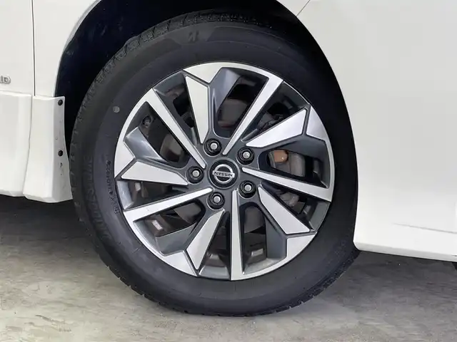 日産 セレナ ハイウェイスター V 群馬県 2022(令4)年 4.8万km ブリリアントホワイトパール 純正ＳＤナビ　アラウンドビューモニター　両側パワスラ　エマージェンシーブレーキ　プロパイロット　スマートルームミラー　ＥＴＣ　　ドラレコ　禁煙車