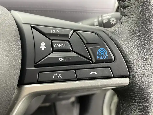 日産 セレナ ハイウェイスター V 群馬県 2022(令4)年 4.8万km ブリリアントホワイトパール 純正ＳＤナビ　アラウンドビューモニター　両側パワスラ　エマージェンシーブレーキ　プロパイロット　スマートルームミラー　ＥＴＣ　　ドラレコ　禁煙車