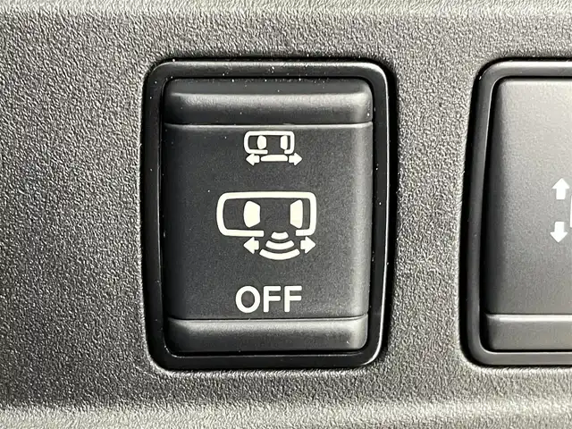 日産 セレナ ハイウェイスター V 群馬県 2022(令4)年 4.8万km ブリリアントホワイトパール 純正ＳＤナビ　アラウンドビューモニター　両側パワスラ　エマージェンシーブレーキ　プロパイロット　スマートルームミラー　ＥＴＣ　　ドラレコ　禁煙車
