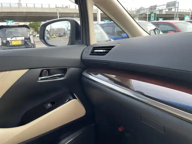 トヨタ アルファードハイブリット G 石川県 2016(平28)年 4.7万km ホワイトパールクリスタルシャイン 4WD/純正10型ナビ/フルセグTV/バックカメラ/LEDヘッドライト/ETC/ダブルサンルーフ/純正アルミホイール/フリップダウンモニター/シートカバー/ドライブレコーダー/レーダーブレーキ/クルーズコントロール/両側パワースライドドア/スマートキー/プッシュスタート/電動ミラー/保証書