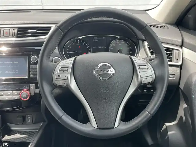 日産 エクストレイル ハイブリッド モード・プレミア 千葉県 2017(平29)年 4.3万km ブリリアントホワイトパール 純正ナビ　　/ＣＤ/ＤＶＤ/Ｂｌｕｅｔｏｏｔｈ/ＵＳＢ/フルセグＴＶ　/ＥＴＣ　/ブラインドスポットモニター　/アラウンドビューモニター　/電動リアゲート　/ＬＥＤヘッドライト　/ヒーテッドドアミラー　/オートライト/スマートキー