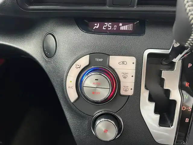 トヨタ シエンタ G 大阪府 2016(平28)年 1.9万km コバルトブルーメタリック 純正ナビ(フルセグ/DVD再生/Bluetooth) バックカメラ ETC 両側パワースライドドア 衝突軽減 トヨタセーフティセンス スマートキー プッシュスタート オートエアコン