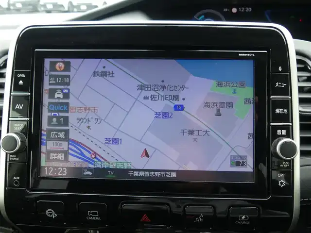 日産 セレナ e－パワー ハイウェイスター V 千葉県 2018(平30)年 1.5万km ブリリアントホワイトパール エマージェンシーブレーキ/インテリジェントパーキングアシスト/両側パワースライドドア/純正SDナビ/地デジTV/【BD/DVD/CD再生機能　Bluetooth接続】/アラウンドビューモニター/ドライブレコーダー/革巻きステアリング/ETC/LEDヘッドライト/フォグライト/ウインカーミラー/コーナーセンサー/純正15インチアルミホイル/サイド/カーテンエアバッグ/インテリジェントキー