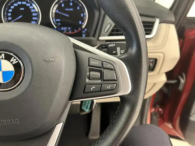 ＢＭＷ ２１８ｄ 岡山県 2019(令1)年 5.6万km 赤 純正iDrive/バックカメラ/パーキングアシスト/衝突警告/歩行者警告/車線逸脱警告/パノラマサンルーフガラス/ドラレコ/オートライト/オートワイパー/フォグライト/パワーテールゲート/レーザーシート/シートヒーター/PDC/コンフォートアクセス/ETC