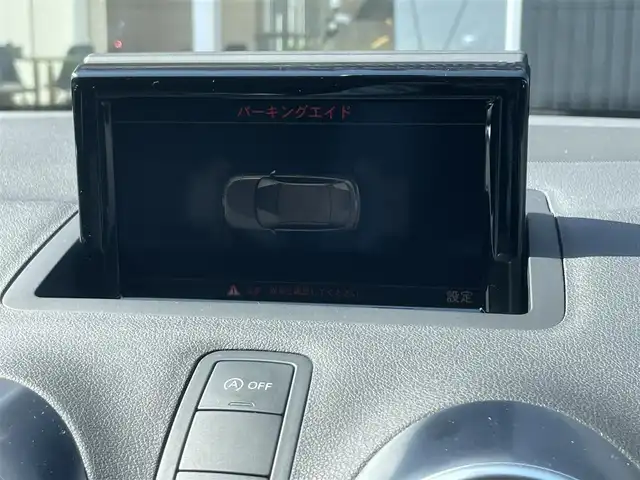 アウディ Ｓ１ 福岡県 2015(平27)年 7.3万km 黒 純正ナビ/ワンセグTV/Bluetooth/ETC/コーナセンサー/オートライト/HIDヘッドライト/純正18インチアルミホイール/ハーフレザーシート/革巻きステアリング/ステアリングスイッチ/プッシュスタート