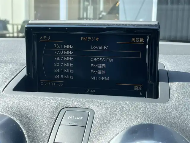 アウディ Ｓ１ 福岡県 2015(平27)年 7.3万km 黒 純正ナビ/ワンセグTV/Bluetooth/ETC/コーナセンサー/オートライト/HIDヘッドライト/純正18インチアルミホイール/ハーフレザーシート/革巻きステアリング/ステアリングスイッチ/プッシュスタート