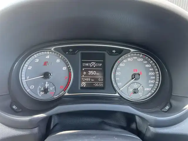 アウディ Ｓ１ 福岡県 2015(平27)年 7.3万km 黒 純正ナビ/ワンセグTV/Bluetooth/ETC/コーナセンサー/オートライト/HIDヘッドライト/純正18インチアルミホイール/ハーフレザーシート/革巻きステアリング/ステアリングスイッチ/プッシュスタート