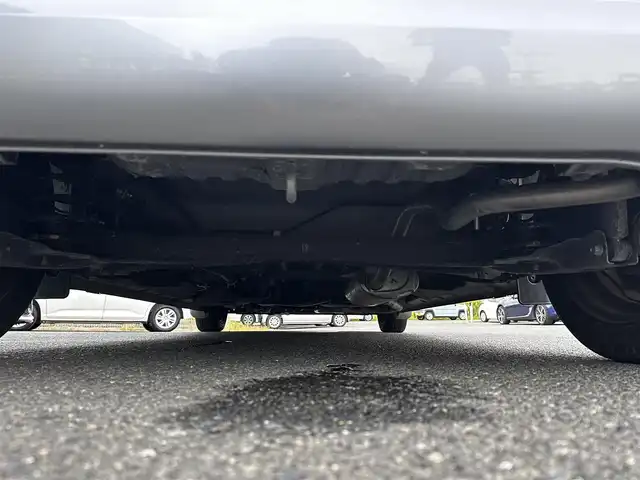 ホンダ Ｎ ＢＯＸ G L ターボ ホンダセンシング 宮城県 2018(平30)年 2.7万km ルナシルバーM ホンダセンシング/●衝突軽減ブレーキ（CMBS）/●誤発進抑制機能/●歩行者事故低減ステアリング/●路外逸脱抑制機能/●渋滞追従機能付アダプティブクルーズコントロール（ACC）/●車線維持支援システム（LKAS）/●先行車発進お知らせ機能/●標識認識機能/●後方誤発進抑制機能/●オートハイビーム/純8型ナビ（VXU-185VFi）/【CD・DVD・SD・BT・フルセグTV】/バックカメラ/純正ドライブレコーダー/両側パワースライドドア/パドルシフト/リアサンシェード/ステアリングスイッチ/リアコーナーセンサー/LEDヘッドランプ/オートライト/スマートキー＆プッシュスタート/電動格納ミラー/フロアマット/ドアバイザー/スマートキーX２/ETC