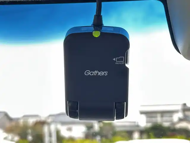 ホンダ Ｎ ＢＯＸ G L ターボ ホンダセンシング 宮城県 2018(平30)年 2.7万km ルナシルバーM ホンダセンシング/●衝突軽減ブレーキ（CMBS）/●誤発進抑制機能/●歩行者事故低減ステアリング/●路外逸脱抑制機能/●渋滞追従機能付アダプティブクルーズコントロール（ACC）/●車線維持支援システム（LKAS）/●先行車発進お知らせ機能/●標識認識機能/●後方誤発進抑制機能/●オートハイビーム/純8型ナビ（VXU-185VFi）/【CD・DVD・SD・BT・フルセグTV】/バックカメラ/純正ドライブレコーダー/両側パワースライドドア/パドルシフト/リアサンシェード/ステアリングスイッチ/リアコーナーセンサー/LEDヘッドランプ/オートライト/スマートキー＆プッシュスタート/電動格納ミラー/フロアマット/ドアバイザー/スマートキーX２/ETC