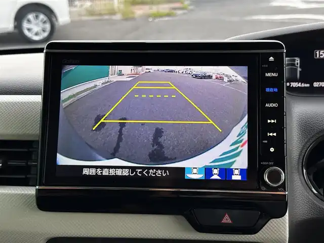 ホンダ Ｎ ＢＯＸ G L ターボ ホンダセンシング 宮城県 2018(平30)年 2.7万km ルナシルバーM ホンダセンシング/●衝突軽減ブレーキ（CMBS）/●誤発進抑制機能/●歩行者事故低減ステアリング/●路外逸脱抑制機能/●渋滞追従機能付アダプティブクルーズコントロール（ACC）/●車線維持支援システム（LKAS）/●先行車発進お知らせ機能/●標識認識機能/●後方誤発進抑制機能/●オートハイビーム/純8型ナビ（VXU-185VFi）/【CD・DVD・SD・BT・フルセグTV】/バックカメラ/純正ドライブレコーダー/両側パワースライドドア/パドルシフト/リアサンシェード/ステアリングスイッチ/リアコーナーセンサー/LEDヘッドランプ/オートライト/スマートキー＆プッシュスタート/電動格納ミラー/フロアマット/ドアバイザー/スマートキーX２/ETC