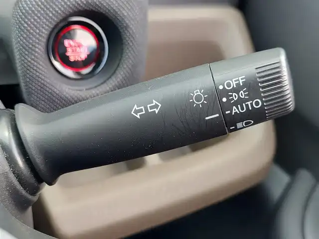 ホンダ フリード AIR EX 東京都 2024(令6)年 1.3万km プラチナホワイトパール Honda SENSING/・衝突軽減ブレーキ/・誤発進抑制機能/・歩行者事故低減ステアリング/・路外逸脱抑制機能/・アダプティブクルーズコントロール/・車線維持支援システム/・先行車発進お知らせ機能/・標識認識機能/・ブラインドスポットインフォメーション/プッシュスタート/純正9インチナビ/フルセグTV/バックカメラ/ビルトインETC/前後ドライブレコーダー/両側パワースライドドア/ハーフレザーシート/シートヒーター/後席ロールサンシェード/LEDヘッドライト/スマートキー/純正15インチアルミホイール