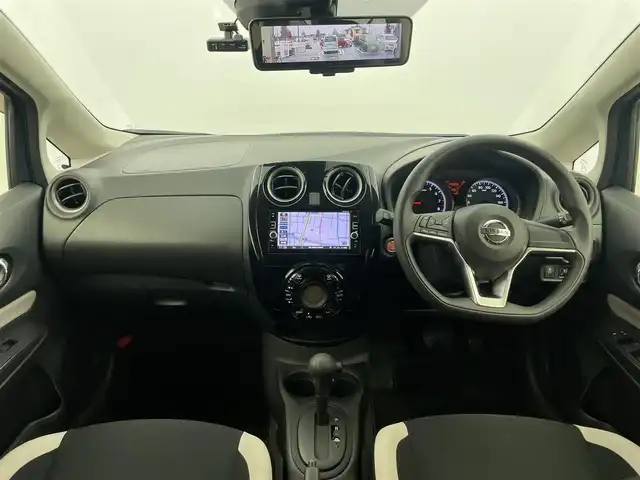 日産 ノート X 富山県 2017(平29)年 1.5万km シャイニングブルー 純正ナビ【MM316D-W】/（AM/FM/CD/DVD/AUX/SD/USB/BT）/フルセグTV/アラウンドビューモニター/エマージェンシーブレーキ/レーンキープアシスト/コーナーセンサー前後/オートライト/デジタルインナーミラー/ドライブレコーダー/ETC/スマートキー×２/プッシュスタート/アイドリングストップ/純正フロアマット/取扱説明書/保証書