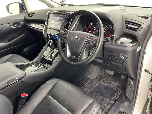 トヨタ ヴェルファイア ZG 道央・札幌 2018(平30)年 4.2万km ホワイトパールクリスタルシャイン ・4WD/・寒冷地仕様/・ワンオーナー/・純正ナビ&CD&DVD&SD&BT&フルセグ/・純正フリップダウンモニター/・電動リアゲート/・両側パワースライドドア/・トヨタセーフティセンス/・レーダークルーズコントロール/・ステアリングヒーター/・前席シートヒーター/・前席ベンチレーション/・前席パワーシート/・純正デジタルインナーミラー/・TVキャンセラー/・LEDヘッドライト/・バックフォグ/・ダウンサス