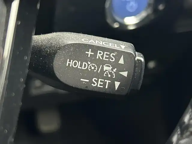 トヨタ プリウス S ツーリングセレクション 群馬県 2020(令2)年 9.5万km アティチュードブラックマイカ 純正９インチナビ　バックカメラ　レーダークルーズコントロール　ＬＥＤ　ＡＨＢ　シートヒーター　純正１７インチＡＷ　ステアリングリモコン　ドライブレコーダー　ＥＴＣ　スマートキー　クリアランスソナー