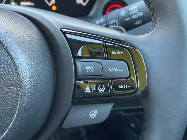 ホンダ ヴェゼル ハイブリッド e:HEV Z 石川県 2025(令7)年 0.1千km 黒 登録済未使用車　純正９型ナビ　フルセグＴＶ　バックカメラ　ＬＥＤヘッドライト　ＥＴＣ２．０　純正アルミ　パワーバックドア　ホンダセンシング　シートヒーター　レーダークルーズ　ワイヤレス充電　保証書