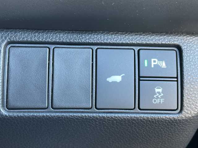 ホンダ ヴェゼル ハイブリッド e:HEV Z 石川県 2025(令7)年 0.1千km 黒 登録済未使用車　純正９型ナビ　フルセグＴＶ　バックカメラ　ＬＥＤヘッドライト　ＥＴＣ２．０　純正アルミ　パワーバックドア　ホンダセンシング　シートヒーター　レーダークルーズ　ワイヤレス充電　保証書