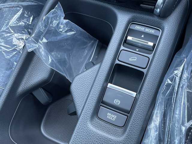 ホンダ ヴェゼル ハイブリッド e:HEV Z 石川県 2025(令7)年 0.1千km 黒 登録済未使用車　純正９型ナビ　フルセグＴＶ　バックカメラ　ＬＥＤヘッドライト　ＥＴＣ２．０　純正アルミ　パワーバックドア　ホンダセンシング　シートヒーター　レーダークルーズ　ワイヤレス充電　保証書