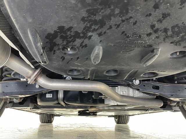 トヨタ カムリ WSレザーパッケージ 長野県 2019(平31)年 6万km プラチナホワイトパールマイカ TRDフルエアロ&マフラー/純正SDナビ&フルセグTV&CD&DVD&USB&BT/トヨタセーフティセンス/アダプティブクルーズコントロール/レーンディパーチャーアラート/プリクラッシュセーフティ/ブラインドスポットモニター/リアクロストラフィックアラート/クリアランスソナー/ヘッドアップディスプレイ/オートマチックハイビーム/先行車発進告知/純正前後ドライブレコーダー/寒冷地仕様/合皮シート/前席パワーシート/前席シートヒーター/ステアリングスイッチ/バックカメラ/ビルトインETC/LEDヘッドライト/フロントフォグランプ/オートライト/電動格納ミラー/ウィンカーミラー/純正18インチAW装着/純正フロアマット/プッシュスタート/スマートキー