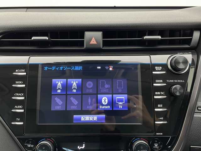 トヨタ カムリ WSレザーパッケージ 長野県 2019(平31)年 6万km プラチナホワイトパールマイカ TRDフルエアロ&マフラー/純正SDナビ&フルセグTV&CD&DVD&USB&BT/トヨタセーフティセンス/アダプティブクルーズコントロール/レーンディパーチャーアラート/プリクラッシュセーフティ/ブラインドスポットモニター/リアクロストラフィックアラート/クリアランスソナー/ヘッドアップディスプレイ/オートマチックハイビーム/先行車発進告知/純正前後ドライブレコーダー/寒冷地仕様/合皮シート/前席パワーシート/前席シートヒーター/ステアリングスイッチ/バックカメラ/ビルトインETC/LEDヘッドライト/フロントフォグランプ/オートライト/電動格納ミラー/ウィンカーミラー/純正18インチAW装着/純正フロアマット/プッシュスタート/スマートキー