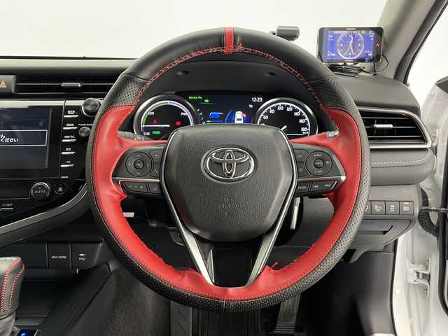 トヨタ カムリ WSレザーパッケージ 長野県 2019(平31)年 6万km プラチナホワイトパールマイカ TRDフルエアロ&マフラー/純正SDナビ&フルセグTV&CD&DVD&USB&BT/トヨタセーフティセンス/アダプティブクルーズコントロール/レーンディパーチャーアラート/プリクラッシュセーフティ/ブラインドスポットモニター/リアクロストラフィックアラート/クリアランスソナー/ヘッドアップディスプレイ/オートマチックハイビーム/先行車発進告知/純正前後ドライブレコーダー/寒冷地仕様/合皮シート/前席パワーシート/前席シートヒーター/ステアリングスイッチ/バックカメラ/ビルトインETC/LEDヘッドライト/フロントフォグランプ/オートライト/電動格納ミラー/ウィンカーミラー/純正18インチAW装着/純正フロアマット/プッシュスタート/スマートキー