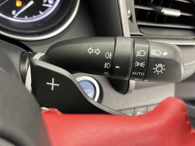 トヨタ カムリ WSレザーパッケージ 長野県 2019(平31)年 6万km プラチナホワイトパールマイカ TRDフルエアロ&マフラー/純正SDナビ&フルセグTV&CD&DVD&USB&BT/トヨタセーフティセンス/アダプティブクルーズコントロール/レーンディパーチャーアラート/プリクラッシュセーフティ/ブラインドスポットモニター/リアクロストラフィックアラート/クリアランスソナー/ヘッドアップディスプレイ/オートマチックハイビーム/先行車発進告知/純正前後ドライブレコーダー/寒冷地仕様/合皮シート/前席パワーシート/前席シートヒーター/ステアリングスイッチ/バックカメラ/ビルトインETC/LEDヘッドライト/フロントフォグランプ/オートライト/電動格納ミラー/ウィンカーミラー/純正18インチAW装着/純正フロアマット/プッシュスタート/スマートキー