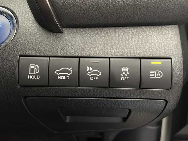 トヨタ カムリ WSレザーパッケージ 長野県 2019(平31)年 6万km プラチナホワイトパールマイカ TRDフルエアロ&マフラー/純正SDナビ&フルセグTV&CD&DVD&USB&BT/トヨタセーフティセンス/アダプティブクルーズコントロール/レーンディパーチャーアラート/プリクラッシュセーフティ/ブラインドスポットモニター/リアクロストラフィックアラート/クリアランスソナー/ヘッドアップディスプレイ/オートマチックハイビーム/先行車発進告知/純正前後ドライブレコーダー/寒冷地仕様/合皮シート/前席パワーシート/前席シートヒーター/ステアリングスイッチ/バックカメラ/ビルトインETC/LEDヘッドライト/フロントフォグランプ/オートライト/電動格納ミラー/ウィンカーミラー/純正18インチAW装着/純正フロアマット/プッシュスタート/スマートキー