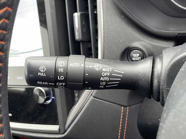 スバル ＸＶ ハイブリッド 2．0e－S アイサイト 千葉県 2021(令3)年 3.8万km クリスタルブラックシリカ 衝突軽減ブレーキ/レーンキープアシスト/レーダークルーズコントロール/バックカメラ/純正SDナビ/（フルセグ/Bluetooth/CD/DVD/FM/AM）/ETC/ドライブレコーダー（前のみ）/ブラインドスポットモニター/LEDヘッドライト/電動格納ミラー/W＋サイドエアバッグ