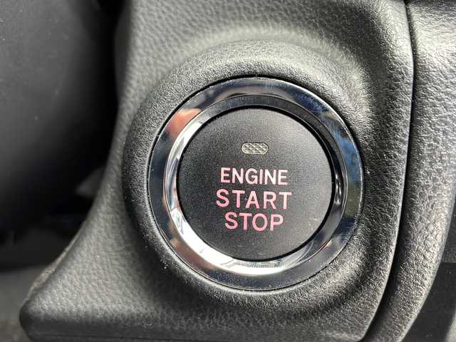 スバル ＸＶ ハイブリッド 2．0e－S アイサイト 千葉県 2021(令3)年 3.8万km クリスタルブラックシリカ 衝突軽減ブレーキ/レーンキープアシスト/レーダークルーズコントロール/バックカメラ/純正SDナビ/（フルセグ/Bluetooth/CD/DVD/FM/AM）/ETC/ドライブレコーダー（前のみ）/ブラインドスポットモニター/LEDヘッドライト/電動格納ミラー/W＋サイドエアバッグ