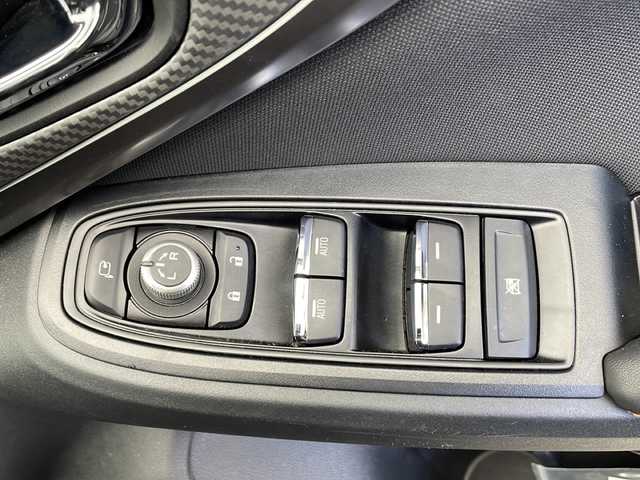 スバル ＸＶ ハイブリッド 2．0e－S アイサイト 千葉県 2021(令3)年 3.8万km クリスタルブラックシリカ 衝突軽減ブレーキ/レーンキープアシスト/レーダークルーズコントロール/バックカメラ/純正SDナビ/（フルセグ/Bluetooth/CD/DVD/FM/AM）/ETC/ドライブレコーダー（前のみ）/ブラインドスポットモニター/LEDヘッドライト/電動格納ミラー/W＋サイドエアバッグ