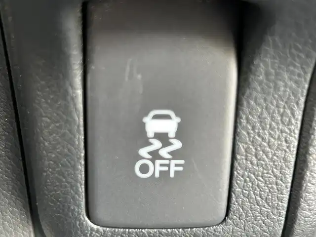 ホンダ Ｎ ＢＯＸ カスタム SSパッケージ 熊本県 2016(平28)年 5.9万km クリスタルブラックパール 【社外ナビ/・AM/FM/CD/DVD/BT/iPod/・フルセグTV/・バックカメラ/シティブレーキアクティブシステム/ステアリングスイッチ/フォグランプ/電動格納ミラー/・ウィンカーミラー/社外ホイール