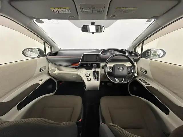 トヨタ シエンタ G 道央・札幌 2015(平27)年 5.3万km ホワイトパールクリスタルシャイン ・４WD/・寒冷地仕様/・純正ＳＤナビゲーション/　ＣＤ／ＤＶＤ／ＳＤ／ワンセグ／ＢＴ/・両側パワースライドドア/・バックカメラ/・ＬＥＤヘッドライト/・オートライト/・フロントフォグランプ/・横滑り防止装置/・純正ＡＷ１５インチ/・純正フロアマット/・スマートキー/・プッシュスタート/・スペアキー１本/・ワイパーデアイサー/・ウォークスルー/・チップアップシート/・ドアバイザー/・ステアリングスイッチ/・社外AW15インチ冬タイヤ積込（185/60/15）/・取説有