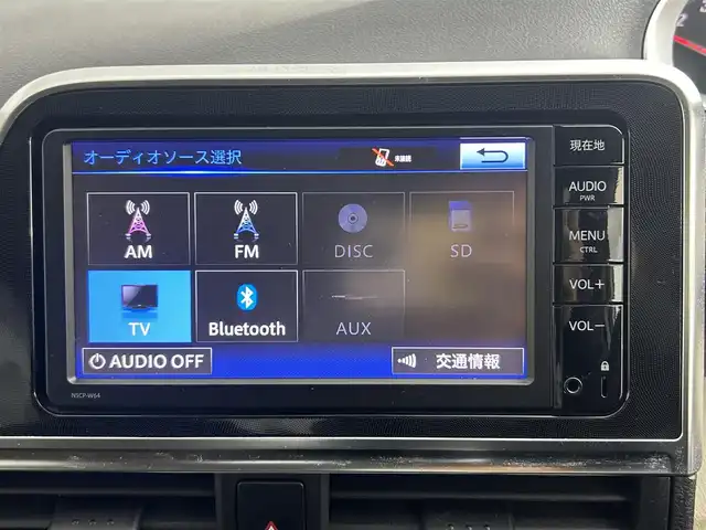 トヨタ シエンタ G 道央・札幌 2015(平27)年 5.3万km ホワイトパールクリスタルシャイン ・４WD/・寒冷地仕様/・純正ＳＤナビゲーション/　ＣＤ／ＤＶＤ／ＳＤ／ワンセグ／ＢＴ/・両側パワースライドドア/・バックカメラ/・ＬＥＤヘッドライト/・オートライト/・フロントフォグランプ/・横滑り防止装置/・純正ＡＷ１５インチ/・純正フロアマット/・スマートキー/・プッシュスタート/・スペアキー１本/・ワイパーデアイサー/・ウォークスルー/・チップアップシート/・ドアバイザー/・ステアリングスイッチ/・社外AW15インチ冬タイヤ積込（185/60/15）/・取説有