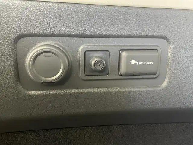 日産 エクストレイル G e－4ORCE 群馬県 2024(令6)年 0.6万km ダイヤモンドブラック サンルーフ　純正１２．３型ナビ　全周囲カメラ　プロパイロット　デジタルインナーミラー　全席シートヒーター　パワーバックドア　ＥＴＣ２．０　レザーシート　衝突被害軽減ブレーキ　レーンアシスト　禁煙