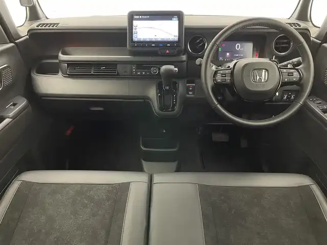 ホンダ Ｎ ＢＯＸ カスタム ターボ 愛知県 2024(令6)年 0.4万km クリスタルブラックパール 純正９型ナビ　シートヒーター　両側パワスラ　バックカメラ　フルセグＴＶ　追従クルコン　ＥＴＣ　ホンダセンシング　パドルシフト　黒ハーフレザー　コーナーセンサー　衝突軽減　ＬＥＤライト　ＵＳＢ接続　禁煙　オートハイビーム　車線逸脱　純正フロアマット　純正１５インチAW　プッシュスタート　スマートキー