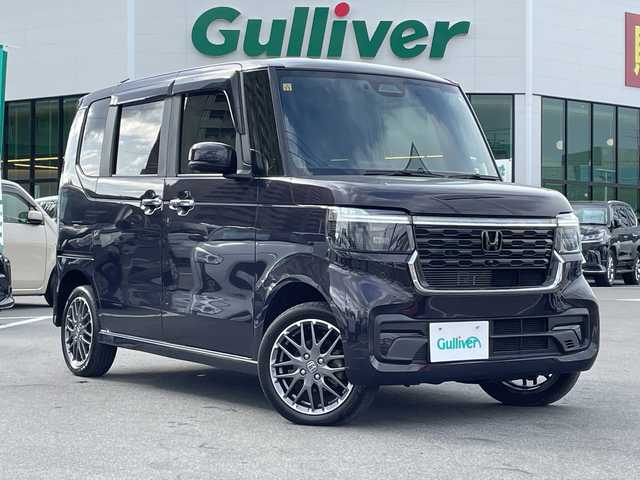 ホンダ Ｎ ＢＯＸ カスタム ターボ 長野県 2023(令5)年 1.5万km トワイライトミストブラックパール 禁煙車/4WD/純正ナビ//Bluetooth/CD/DVD/フルセグTV/USB入力端子(タイプCあり)/両側パワースライドドア/ハーフレザーシート/前席シートヒーター/ETC/純正AW15インチ/ホンダセンシング/・衝突軽減ブレーキ/・先行者発進お知らせ機能/・路外逸脱抑制機能/・レーダークルーズコントロール/アイドリングストップ/電動パーキングブレーキ/ブレーキホールド/パドルシフト/LEDヘッドライト/オートマチックハイビーム/プッシュスタート/スマートキー